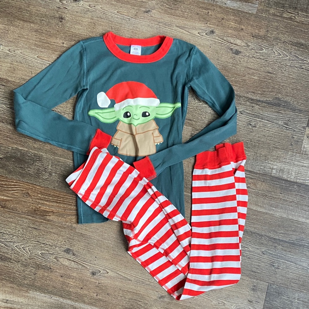 Hanna Andersson X Star Wars baby Yota Christmas pajamas size 150cm/US 12